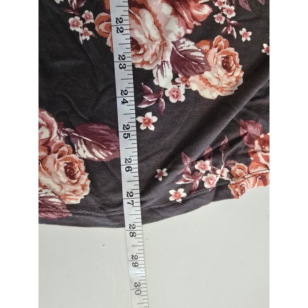 Maurices Womens 3X Gray Floral Henley Long‎ Sleeve Top Pleated Shoulder NWT - Picture 9 of 14